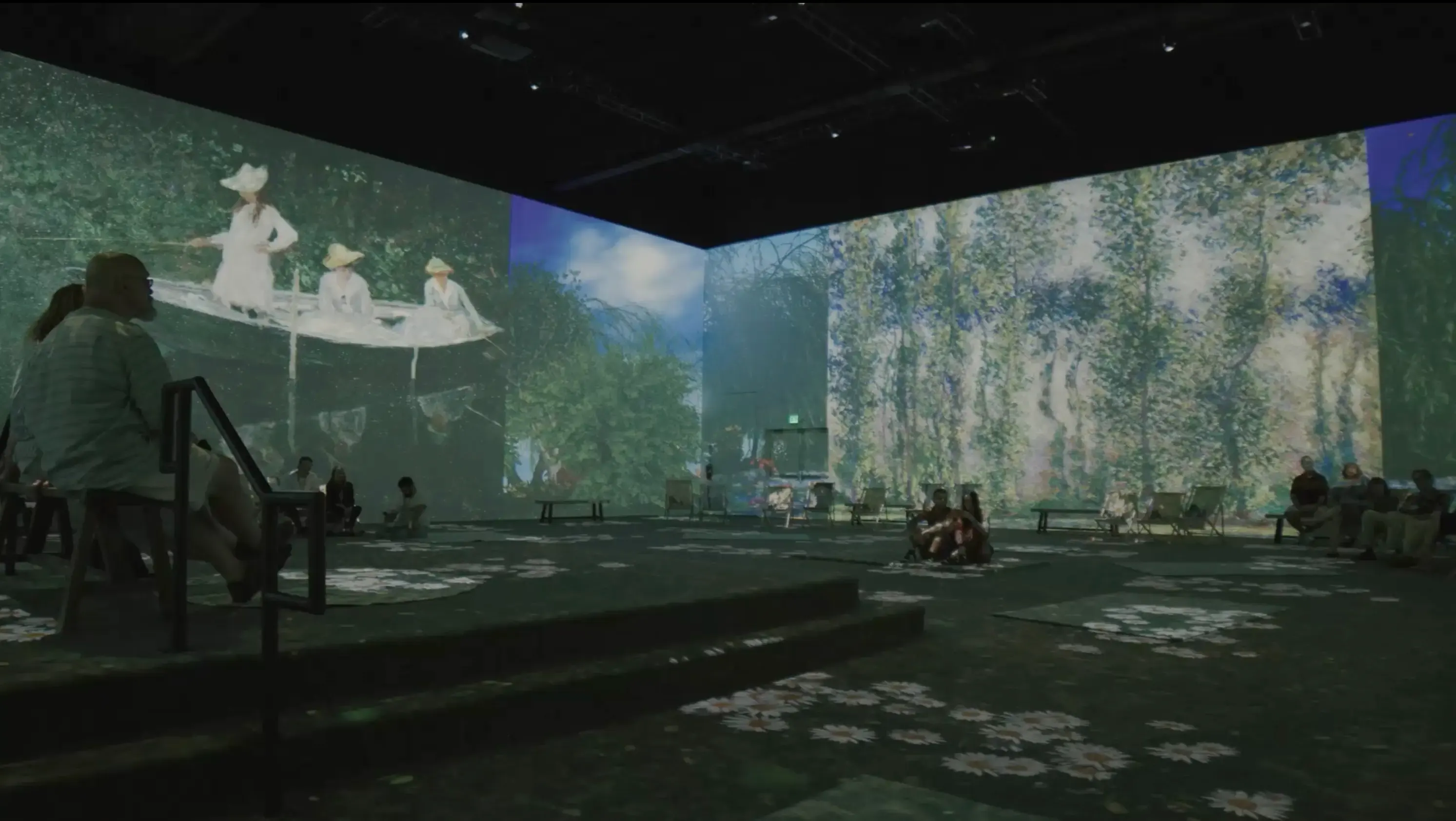 Claude Monet Exhibit in Cincinnati: The Immersive Experience